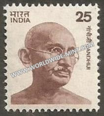 INDIA Gandhi - Small Portrait (25) Square Shoulder Definitive MNH