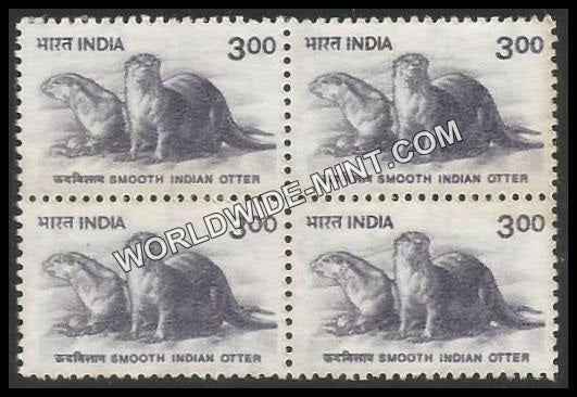INDIA Smooth Indian Otter 9th Series (3 00 ) Definitive Block of 4 MNH